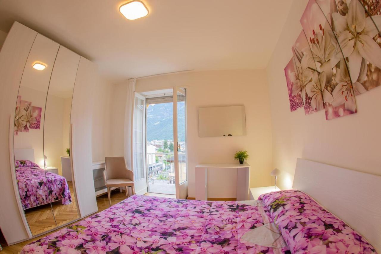 Lorenzo'S Apartament อาออสตา ภายนอก รูปภาพ