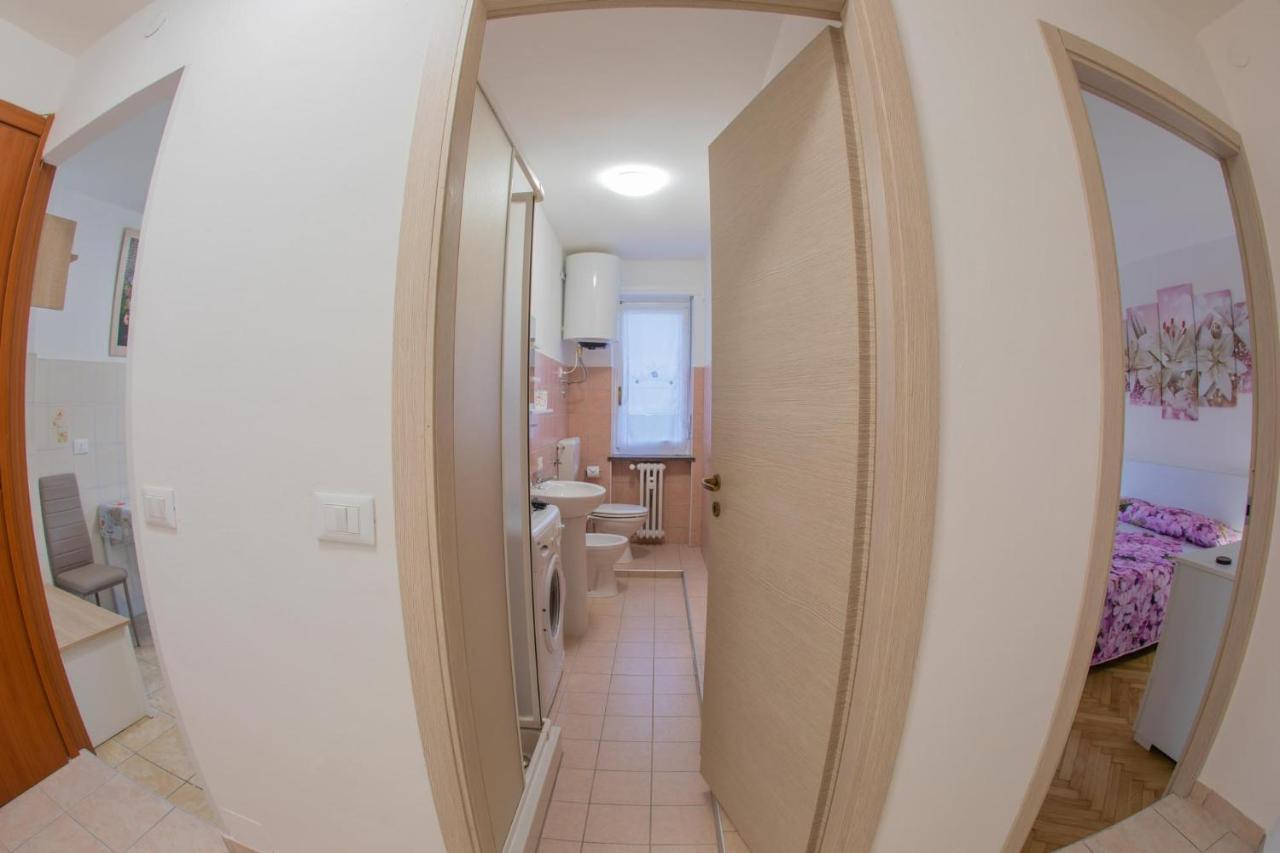 Lorenzo'S Apartament อาออสตา ภายนอก รูปภาพ