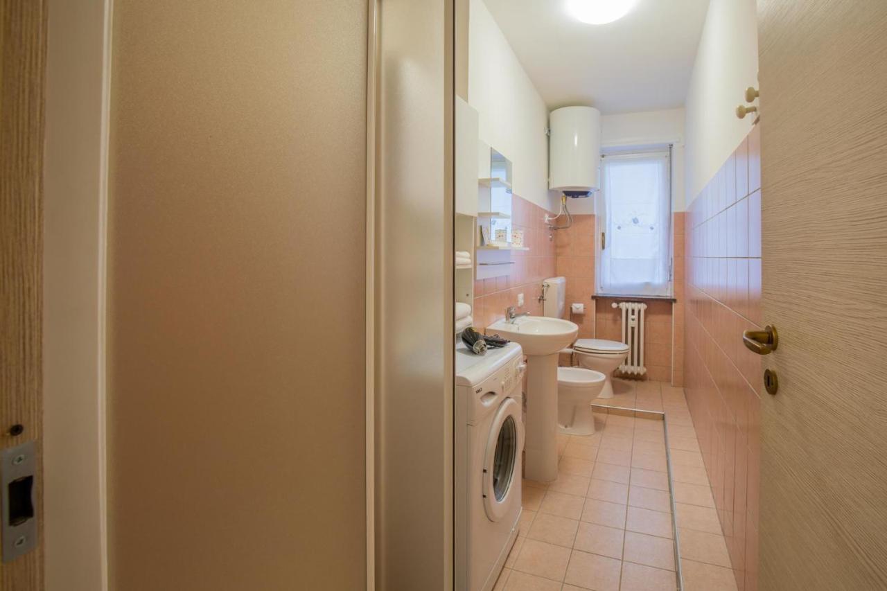 Lorenzo'S Apartament อาออสตา ภายนอก รูปภาพ